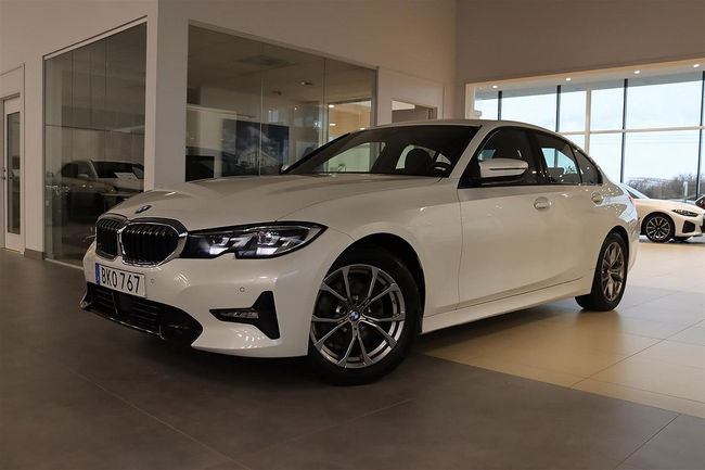 BMW 3 Series 320 2019