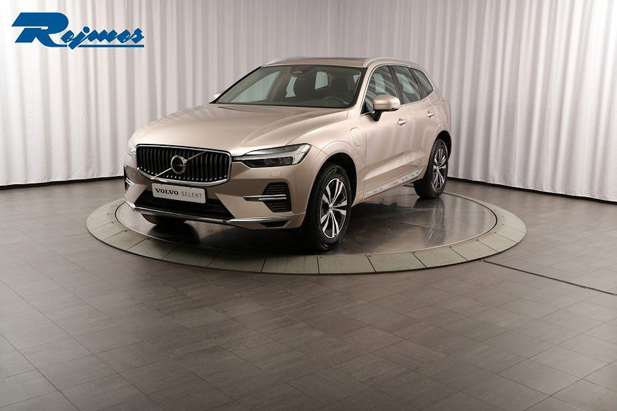 Volvo XC60 2022