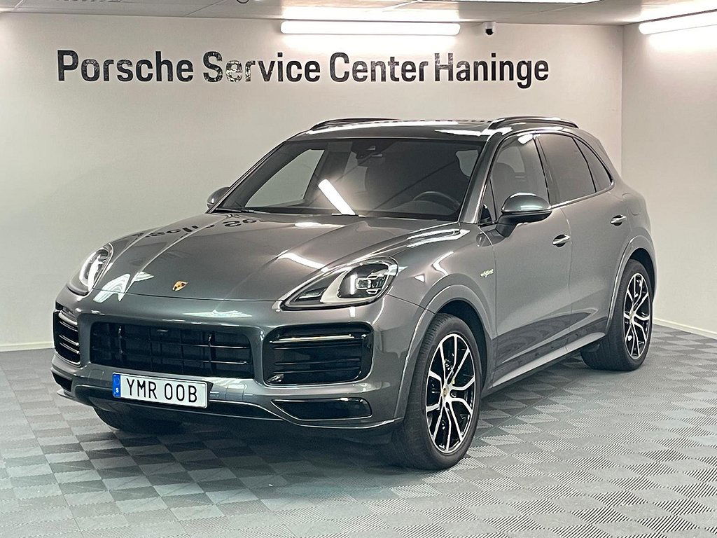 Porsche Cayenne 2022