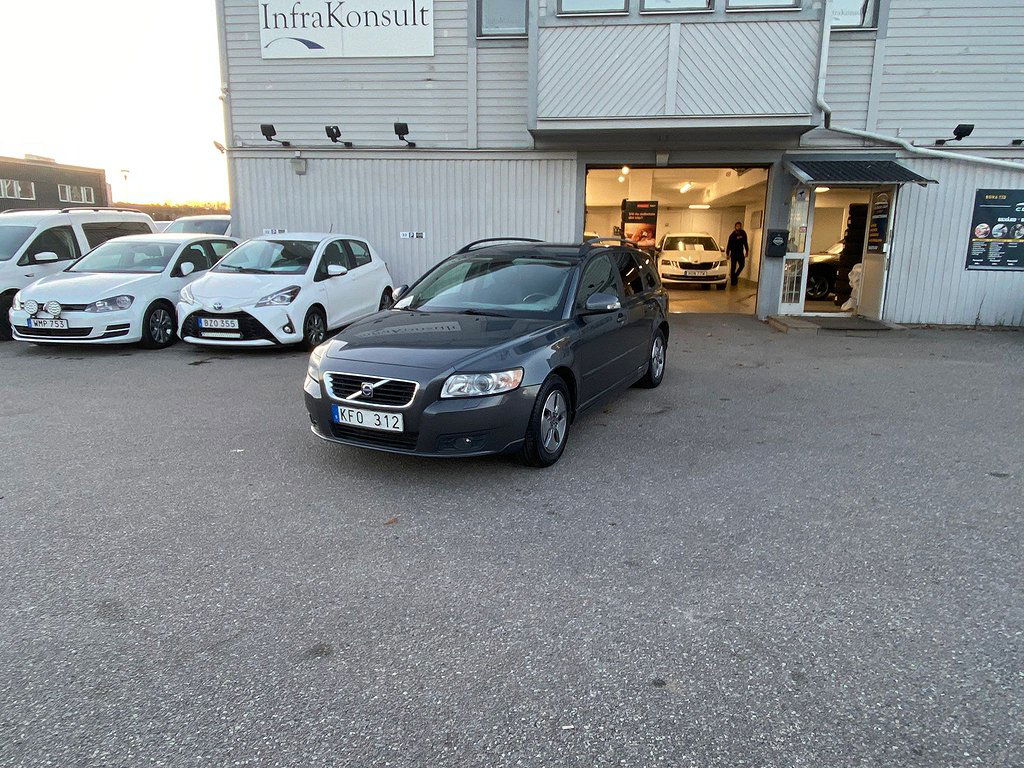 Volvo V50 2009