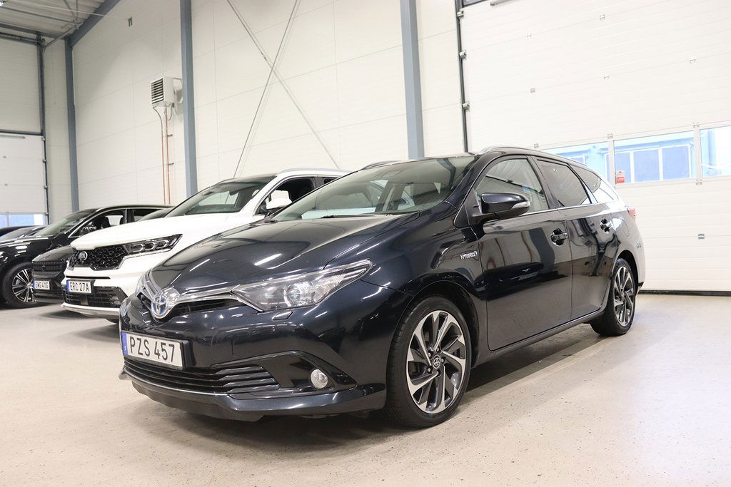 Toyota Auris 2016