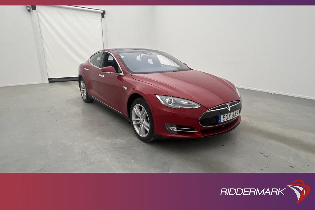 Tesla Model S 2015