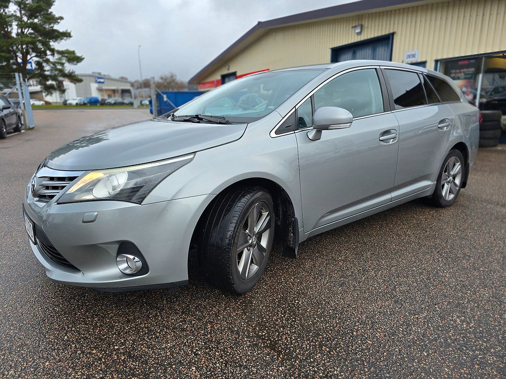 Toyota Avensis 2014