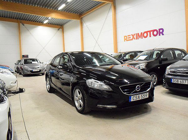 Volvo V40 2014