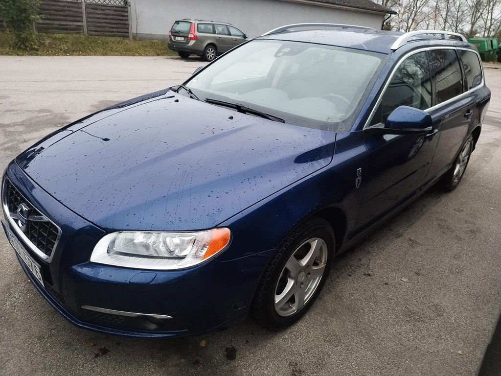 Volvo V70 2011