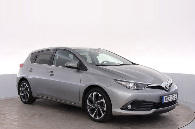 Toyota Auris 2015