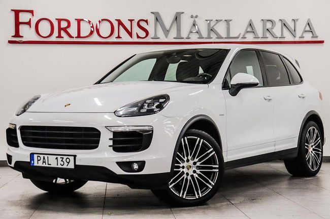 Porsche Cayenne 2016