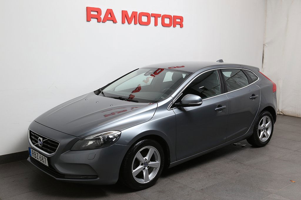 Volvo V40 2015