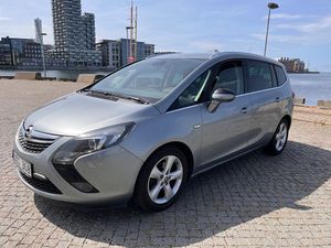 Opel Zafira 2012