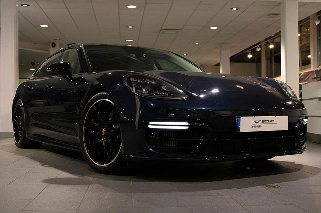 Porsche Panamera 2023