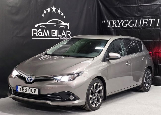 Toyota Auris 2015