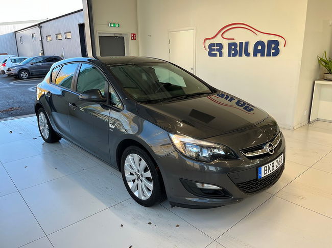 Opel Astra 2014