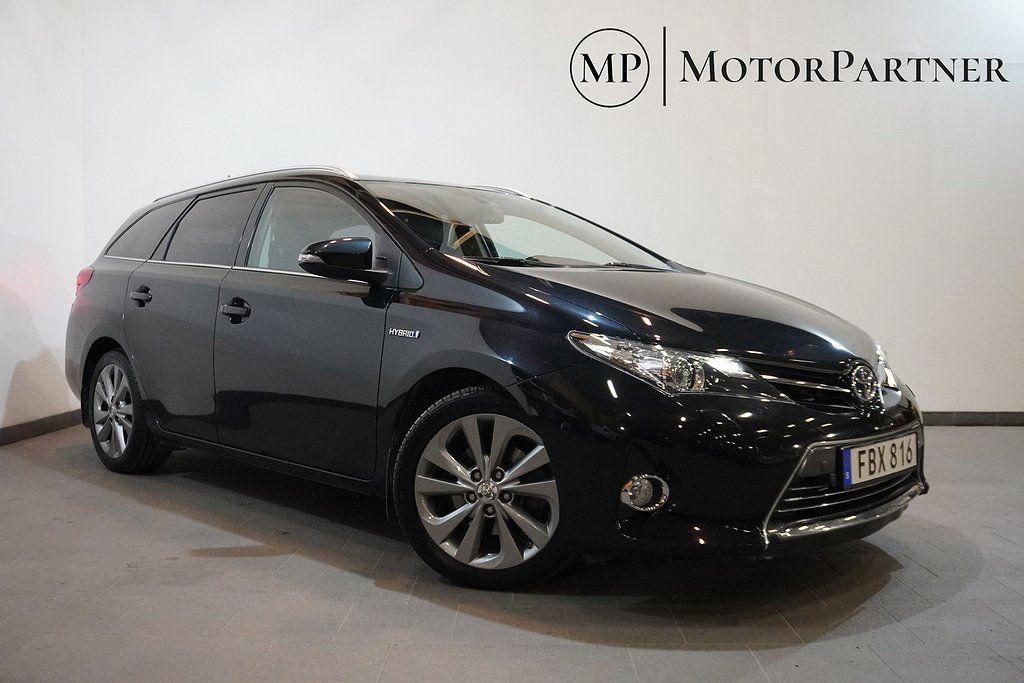 Toyota Auris 2015