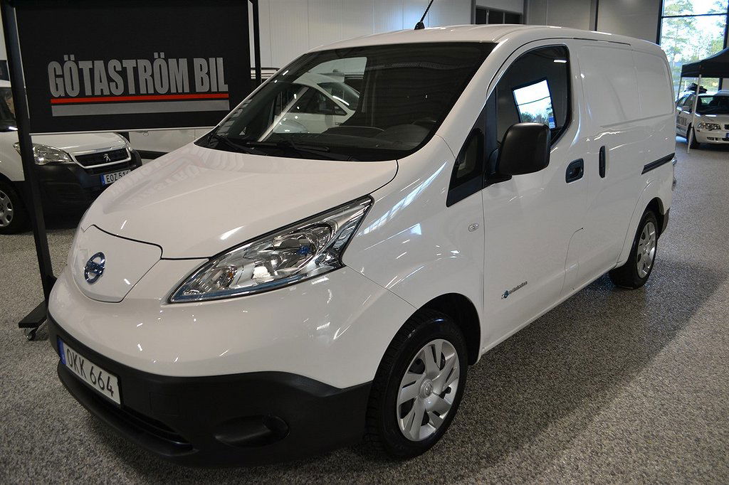 Nissan NV200 2016