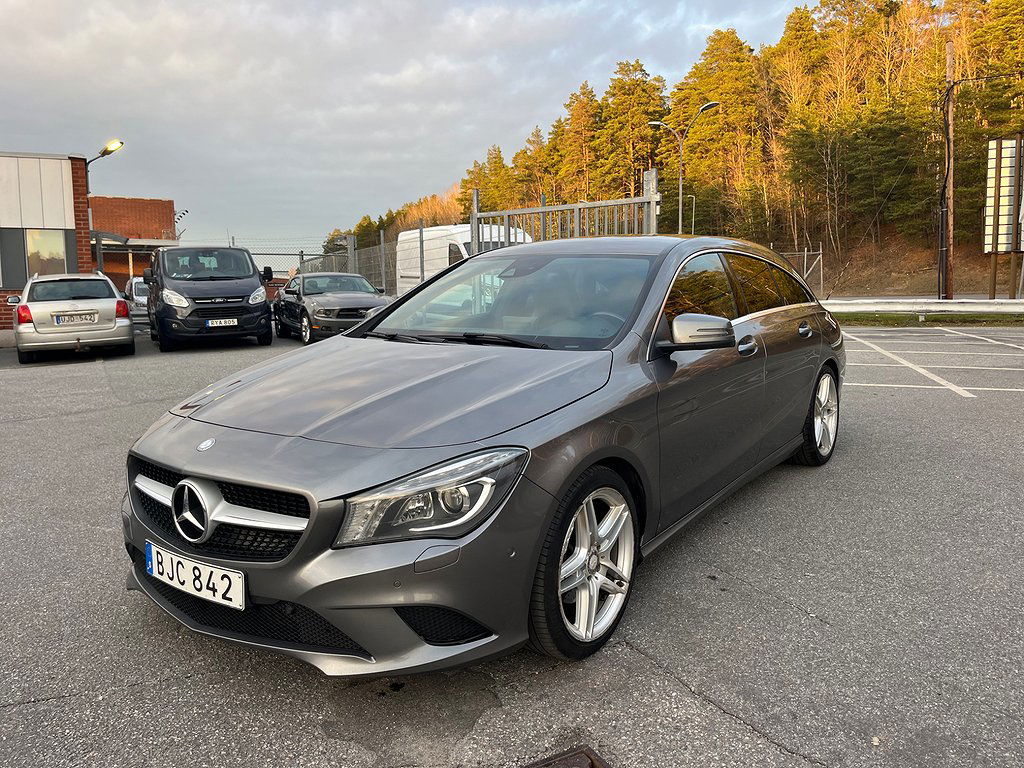 Mercedes-Benz CLA 2015