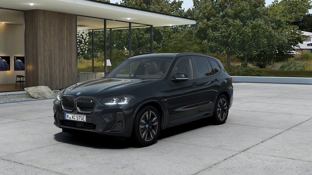 BMW iX3 2024