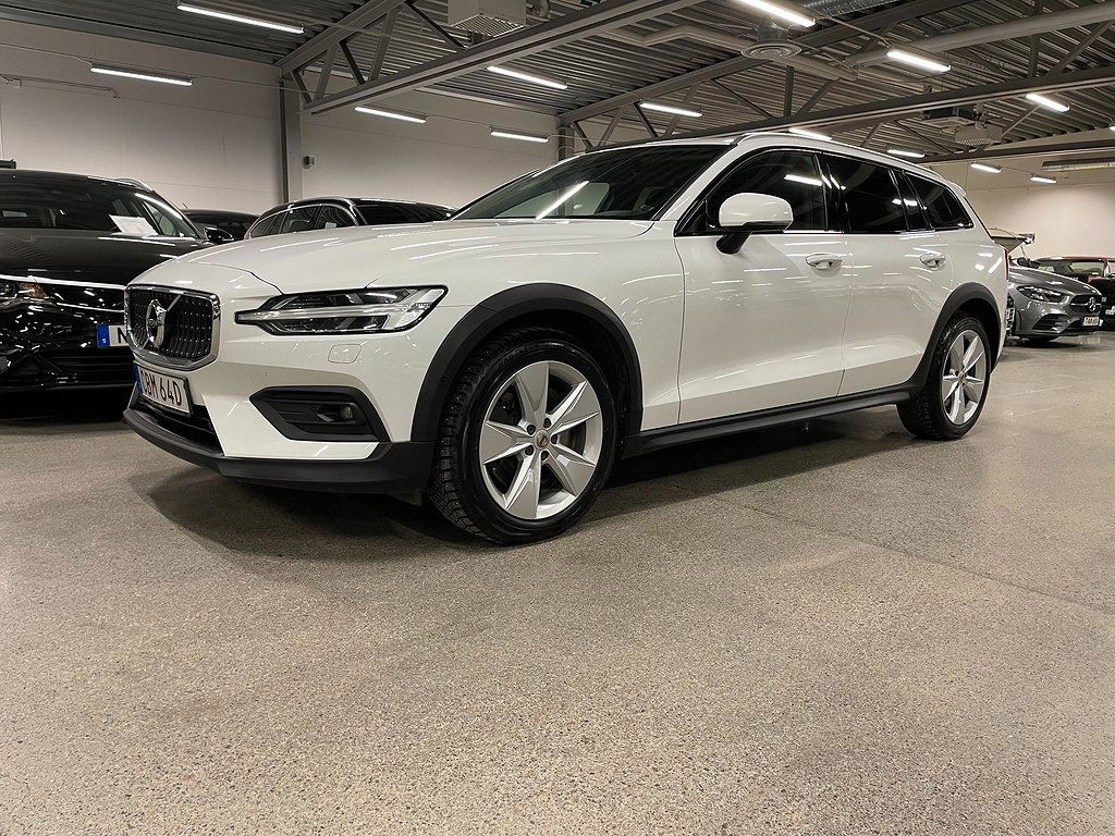 Volvo V60 2019