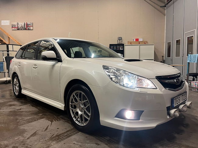 Subaru Legacy 2011