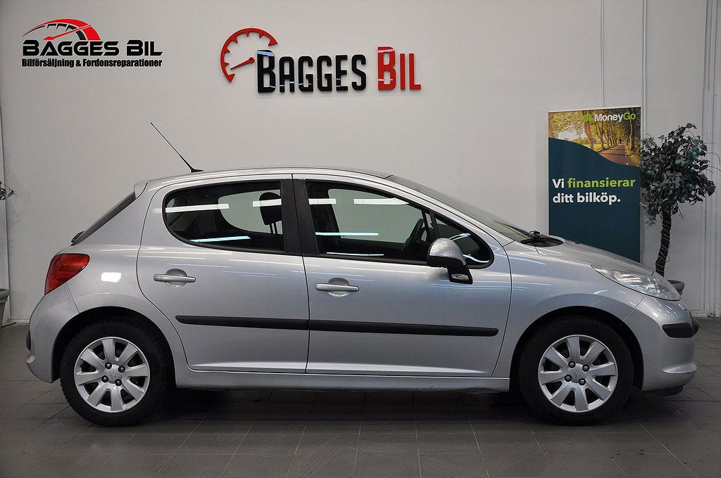 Peugeot 207 2006