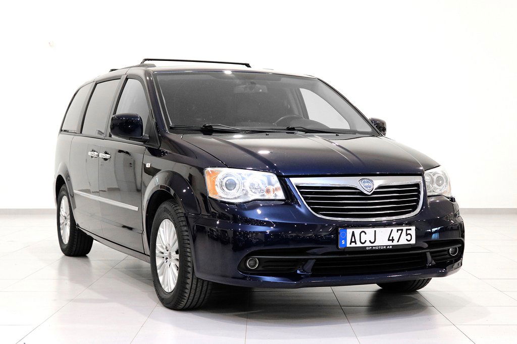 Lancia Voyager 2012