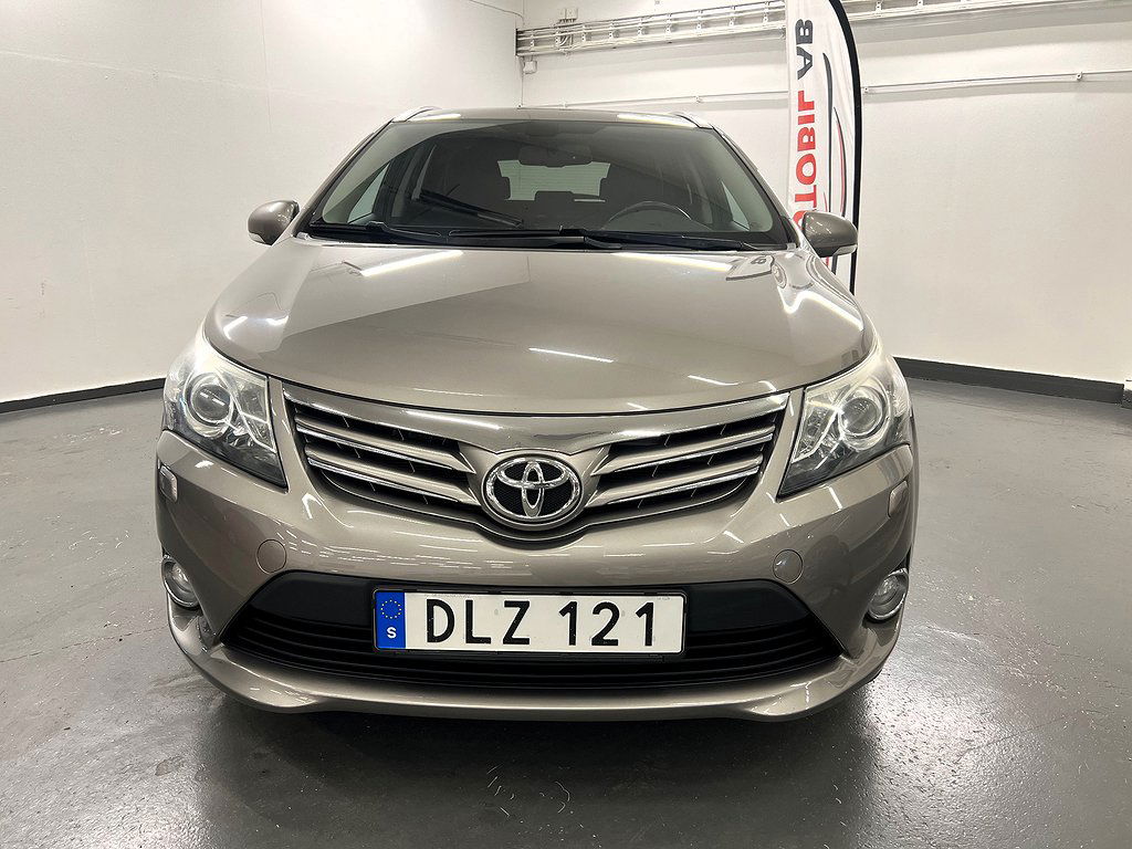 Toyota Avensis 2014