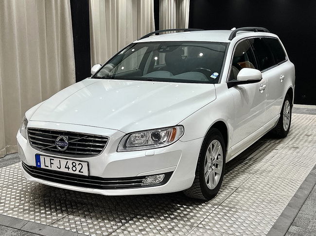 Volvo V70 2015