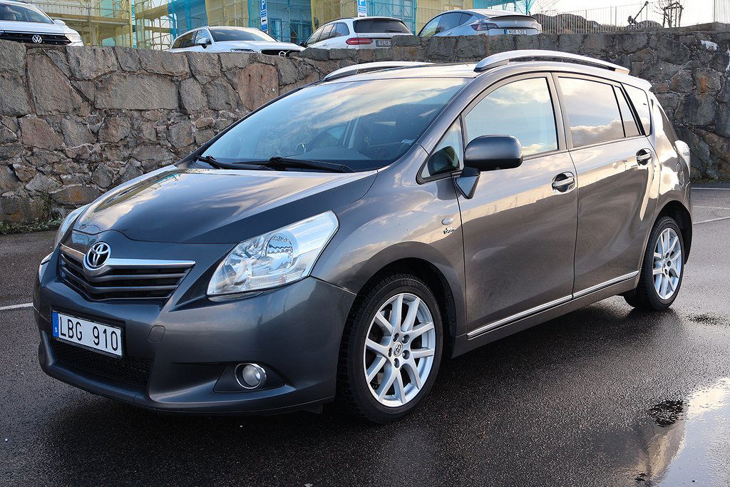 Toyota Verso 2010