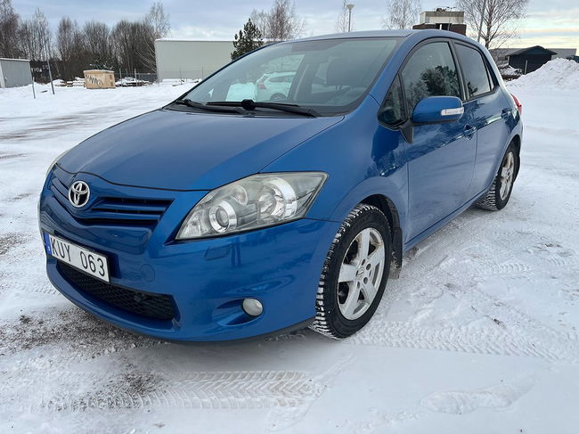 Toyota Auris 2010