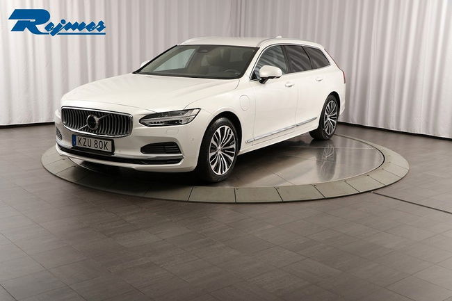 Volvo V90 2023