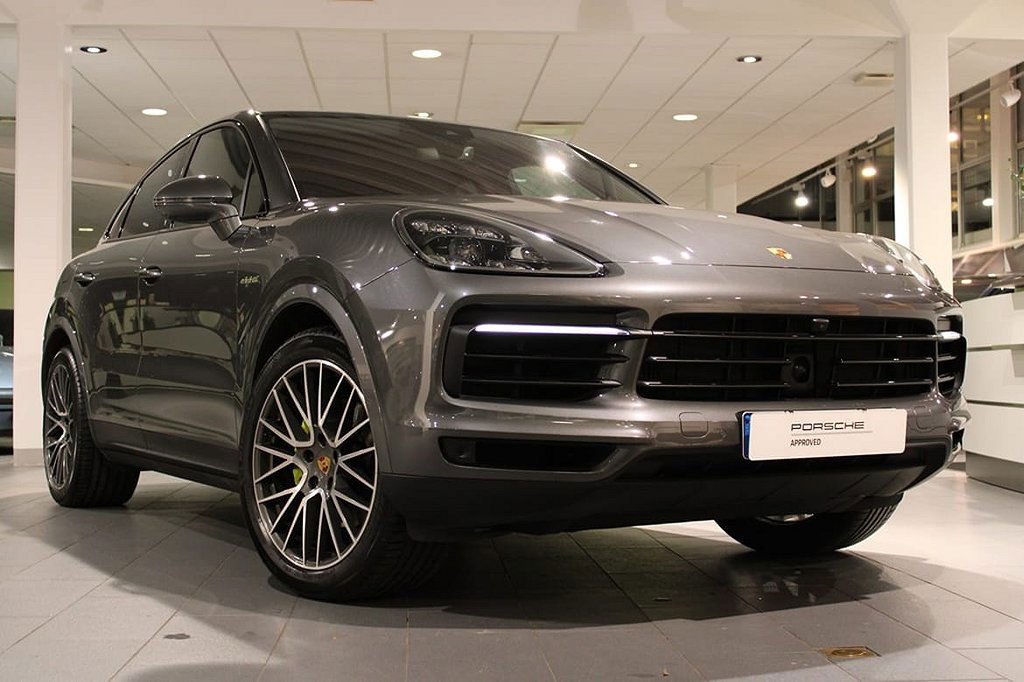 Porsche Cayenne 2021