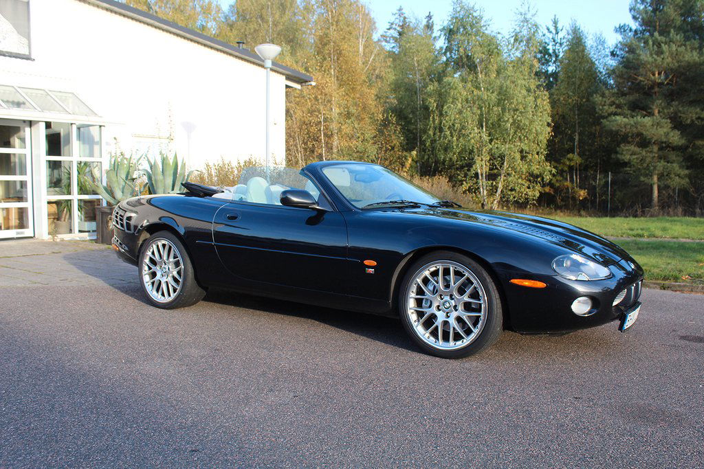 Jaguar XKR 2003