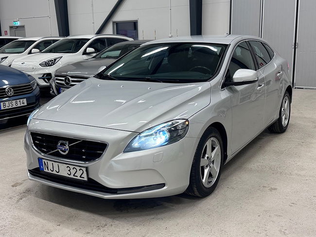 Volvo V40 2013