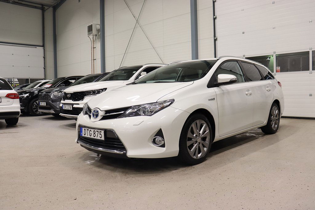 Toyota Auris 2014