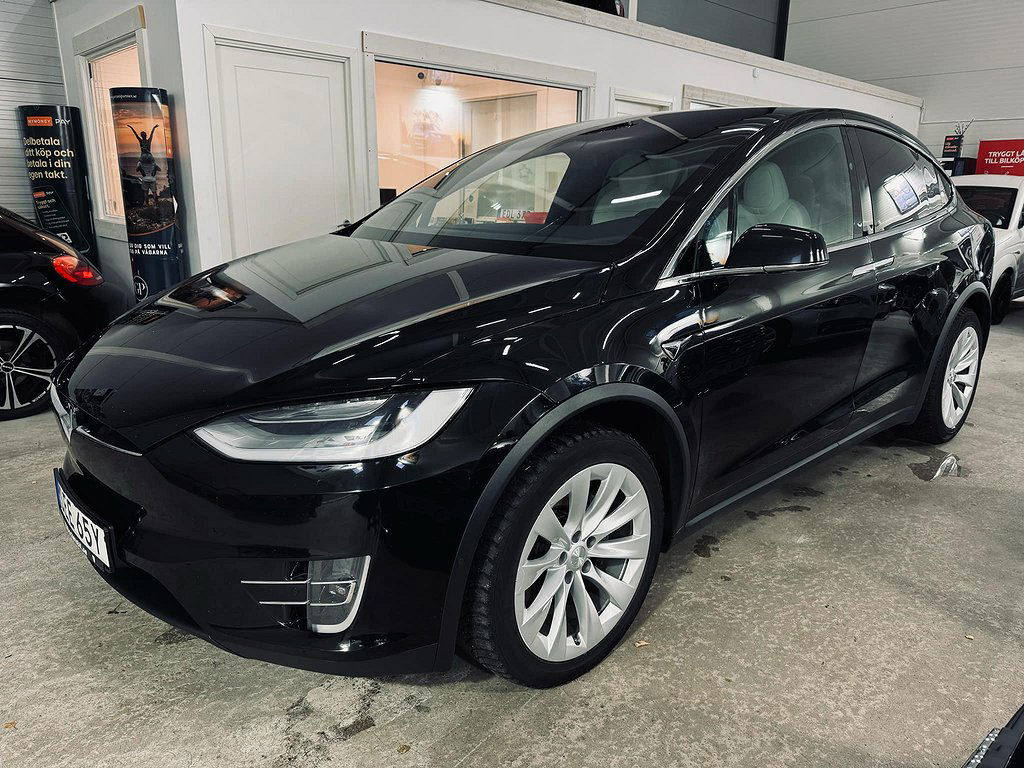 Tesla Model X 2020