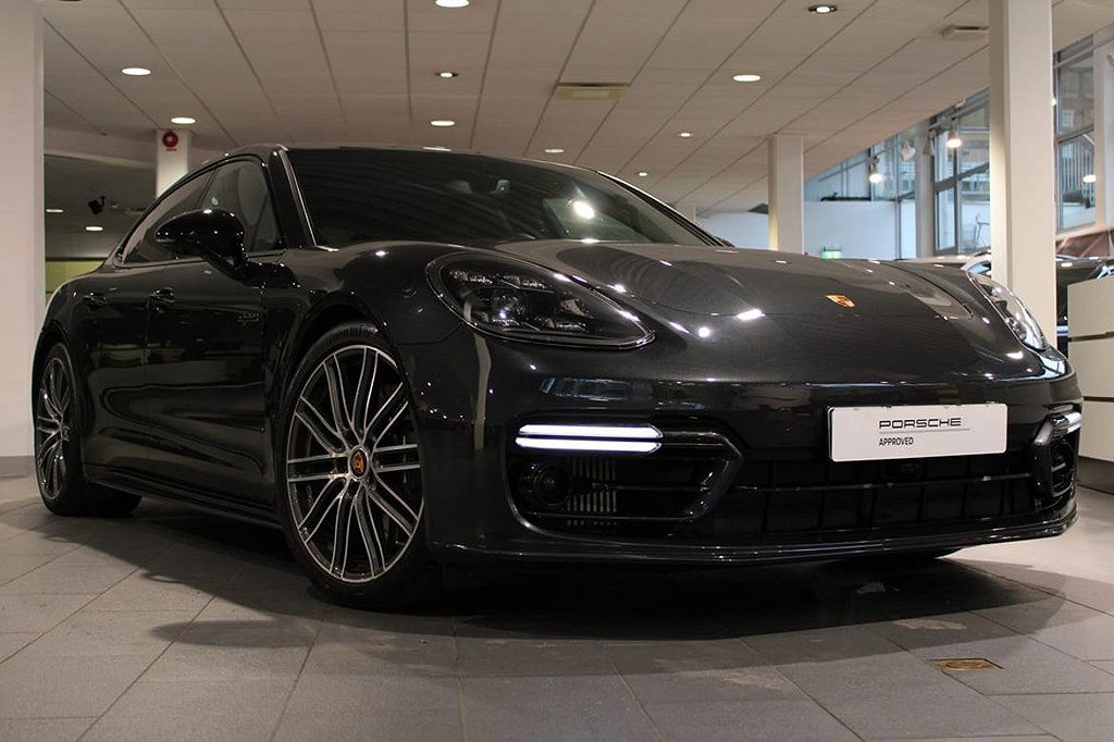 Porsche Panamera 2023