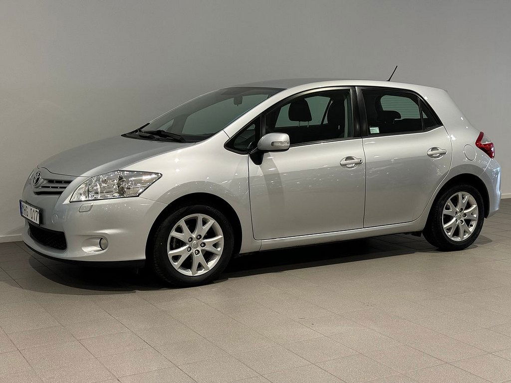 Toyota Auris 2011