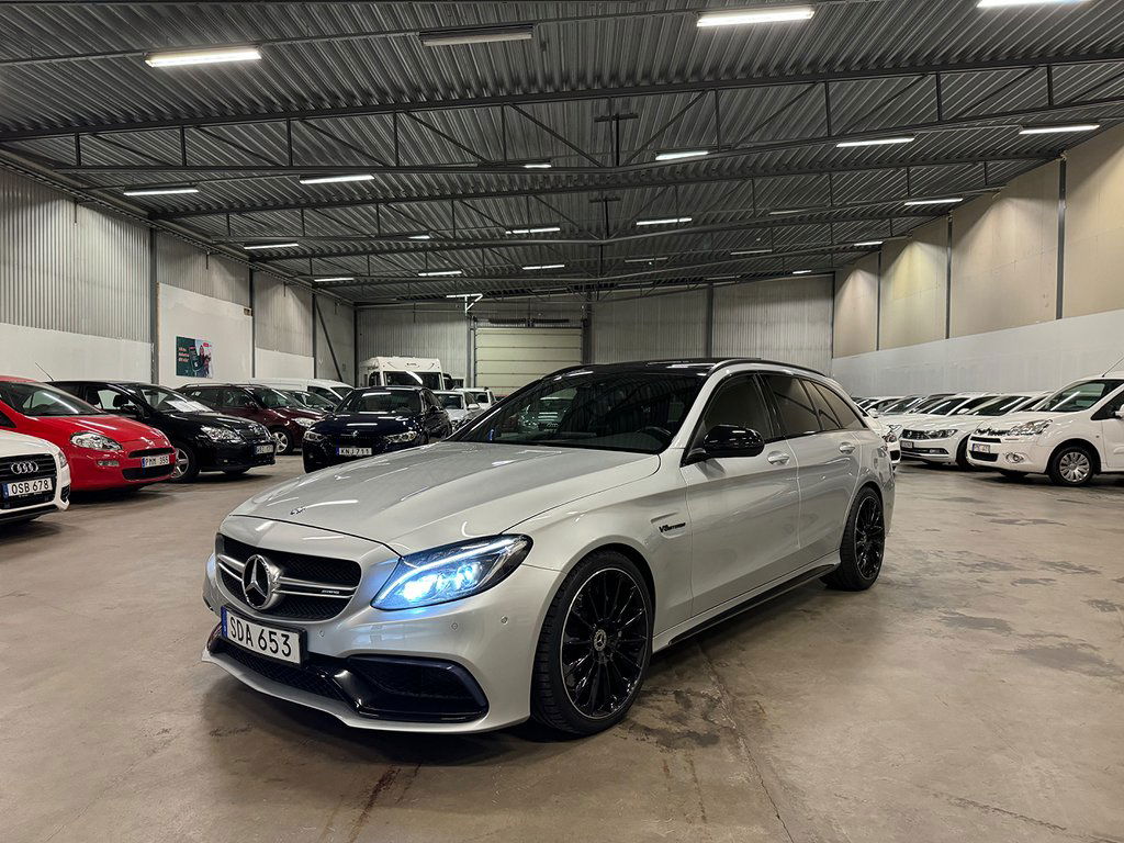 Mercedes-Benz C 2015