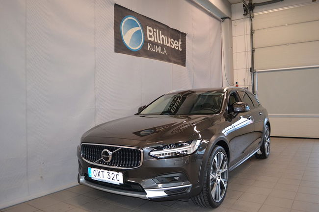 Volvo V90 2022