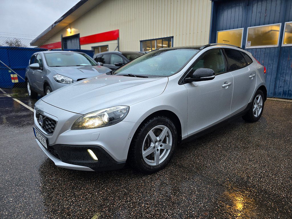 Volvo V40 2015