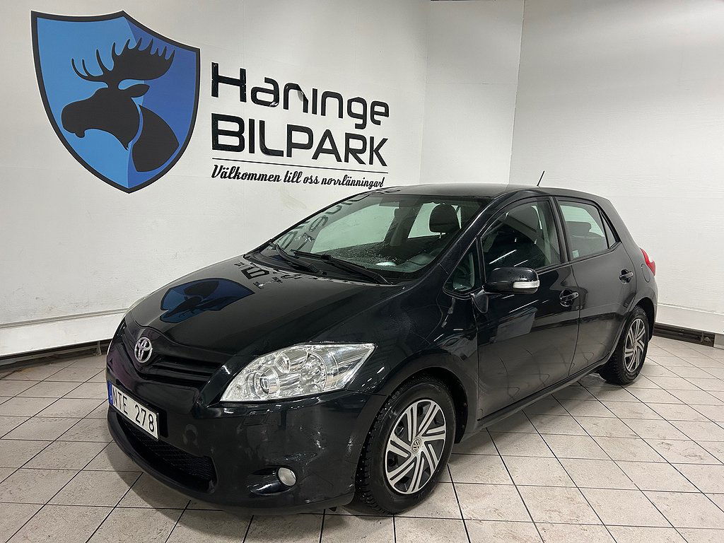 Toyota Auris 2010