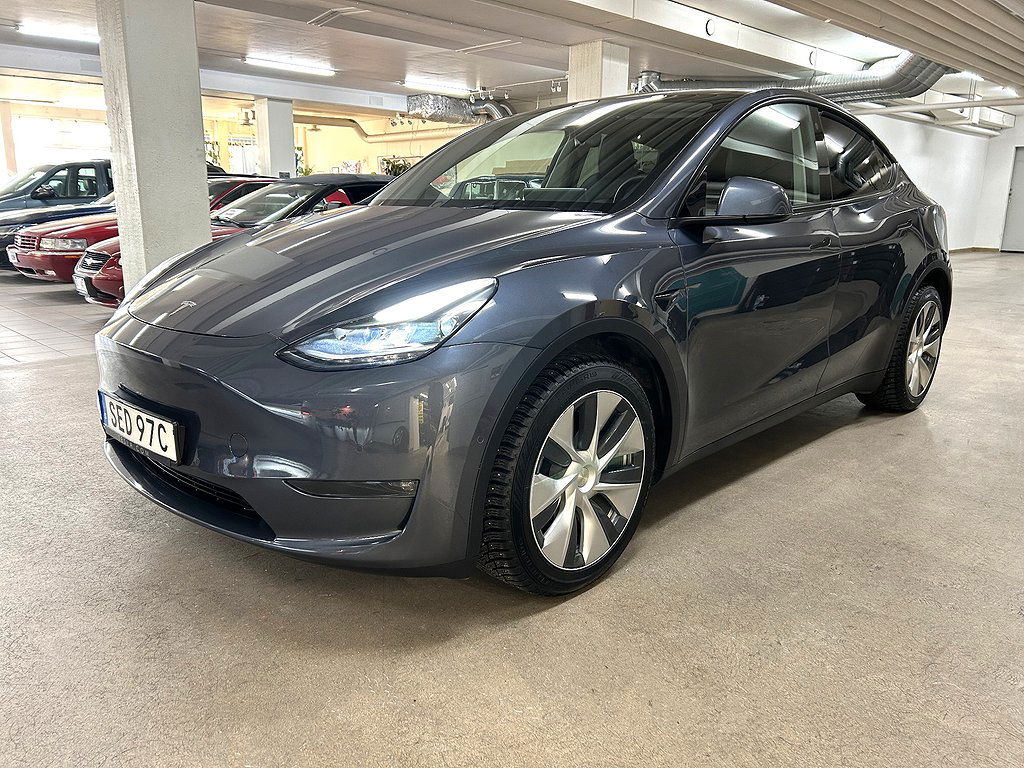 Tesla Model Y 2021