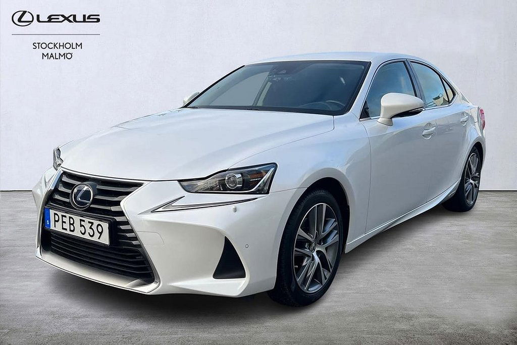 Lexus IS 2016