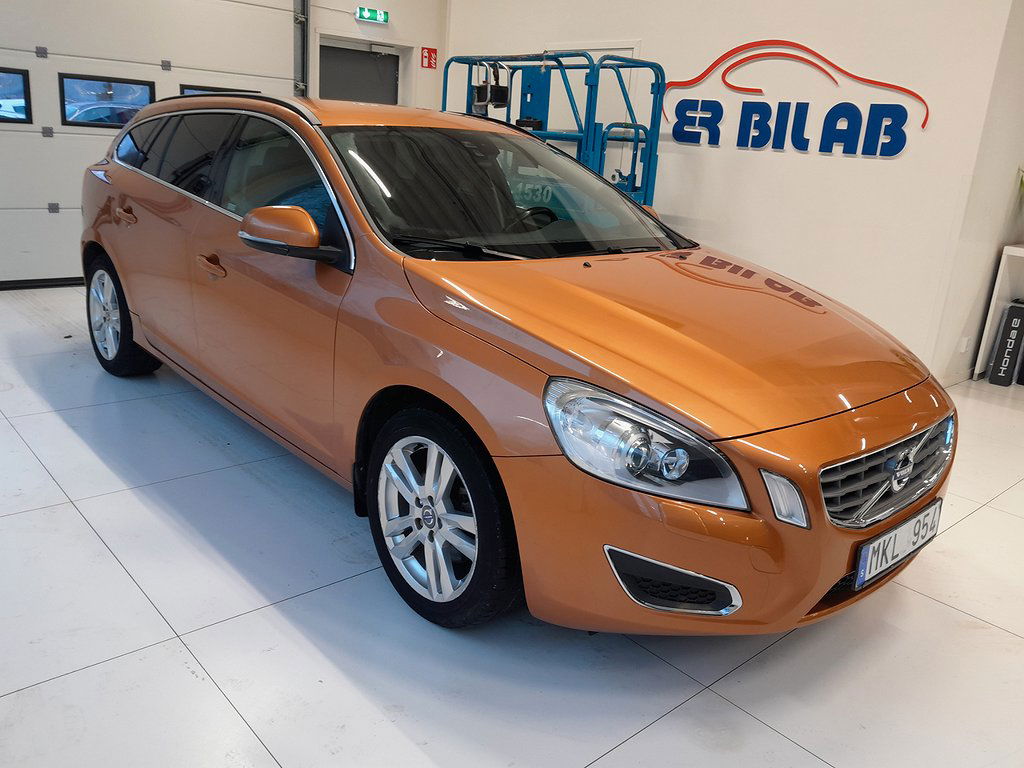 Volvo V60 2011