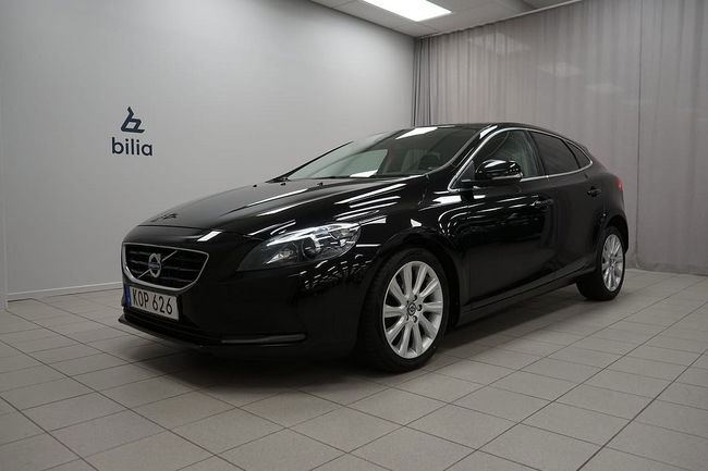 Volvo V40 2015