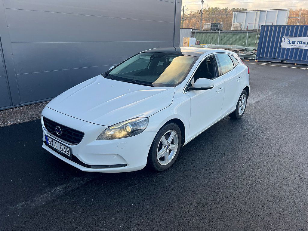 Volvo V40 2013