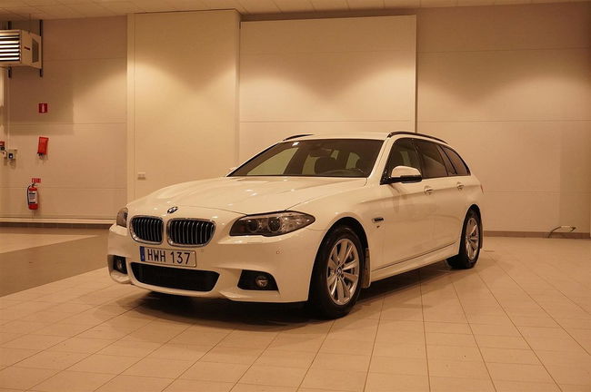 BMW 5 Series 520 2015