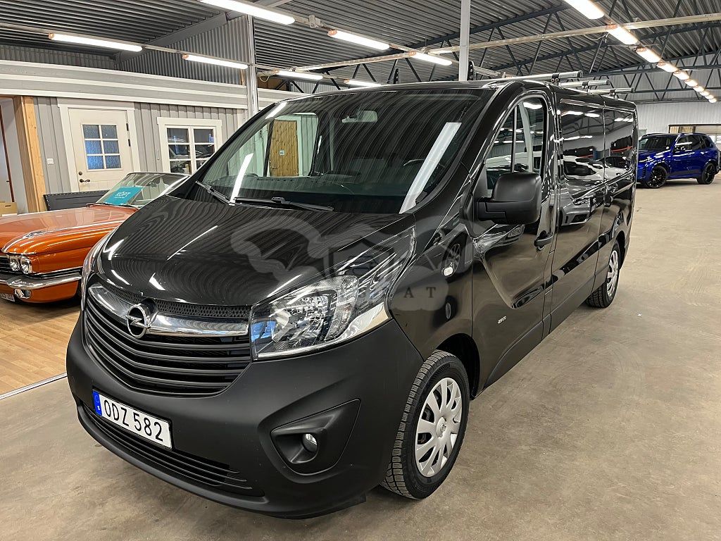 Opel Vivaro 2016