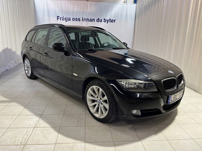 BMW 3 Series 320 2011