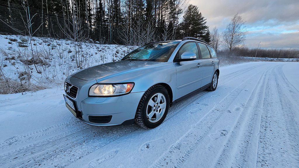 Volvo V50 2010