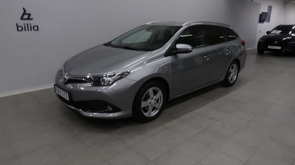 Toyota Auris 2015